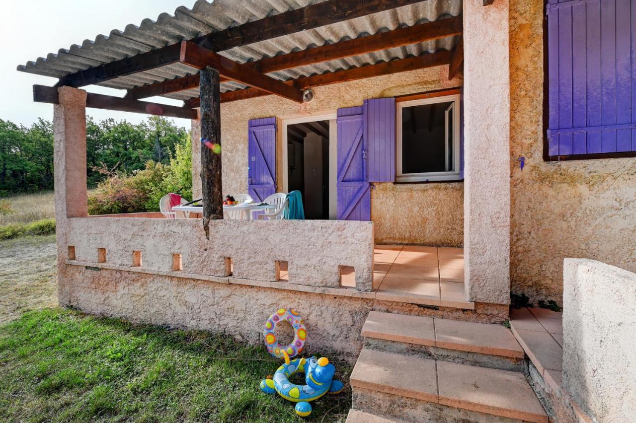Village Vacances Les Bories Niozelles Exterior photo